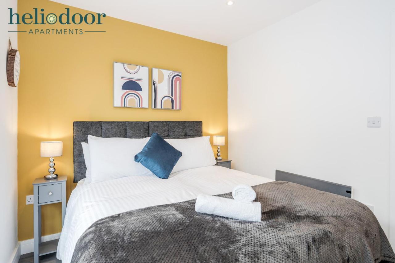 Milton Keynes Apartments, Sleeps Up To 5, Free Parking, Free Wifi & Movies, 7 Mins Drive To Milton Keynes Central Station For Direct Trains To London & The North Экстерьер фото