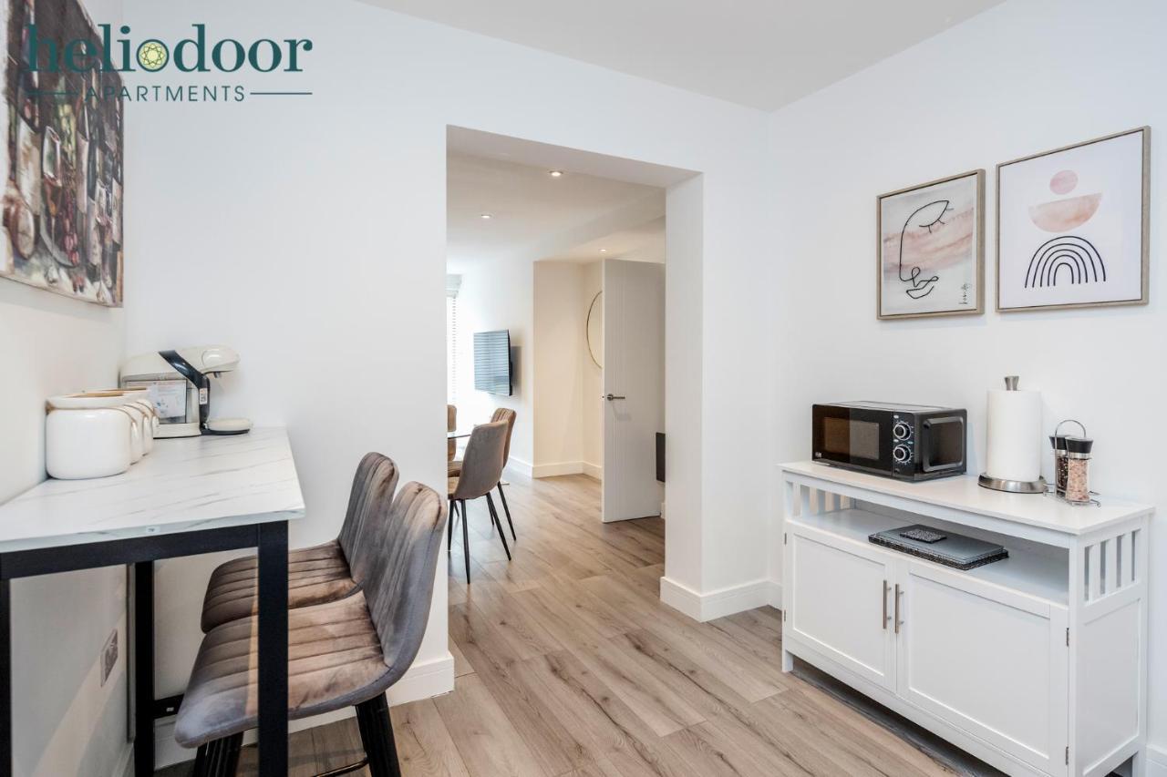 Milton Keynes Apartments, Sleeps Up To 5, Free Parking, Free Wifi & Movies, 7 Mins Drive To Milton Keynes Central Station For Direct Trains To London & The North Экстерьер фото
