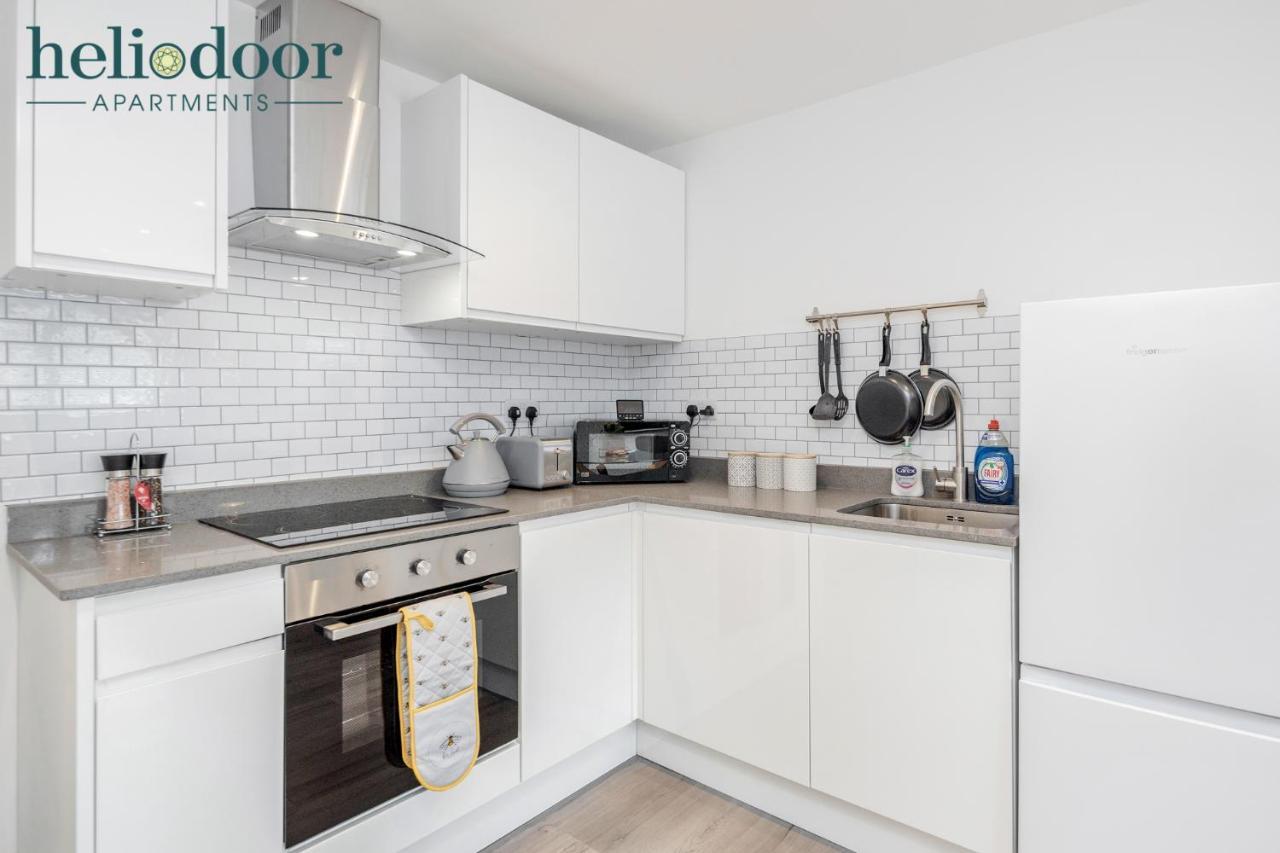 Milton Keynes Apartments, Sleeps Up To 5, Free Parking, Free Wifi & Movies, 7 Mins Drive To Milton Keynes Central Station For Direct Trains To London & The North Экстерьер фото