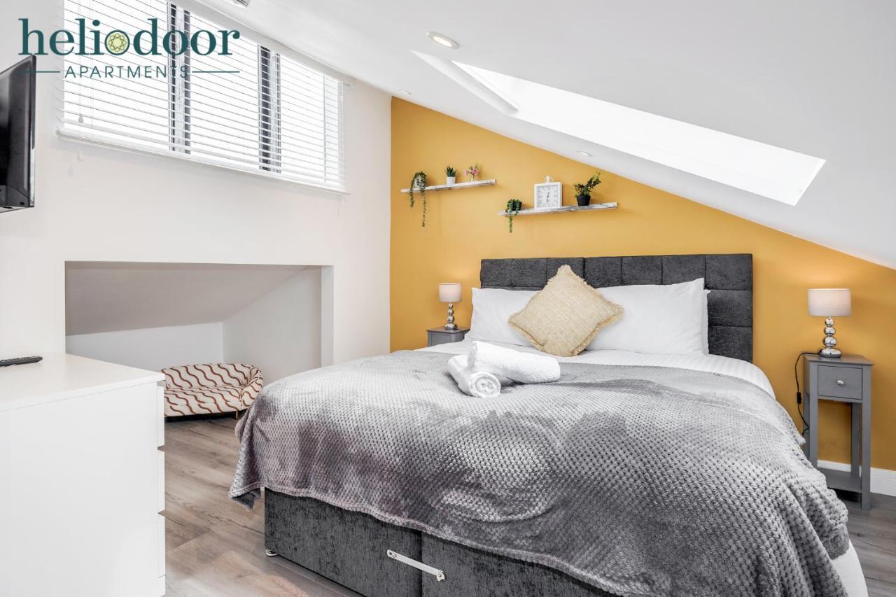 Milton Keynes Apartments, Sleeps Up To 5, Free Parking, Free Wifi & Movies, 7 Mins Drive To Milton Keynes Central Station For Direct Trains To London & The North Экстерьер фото