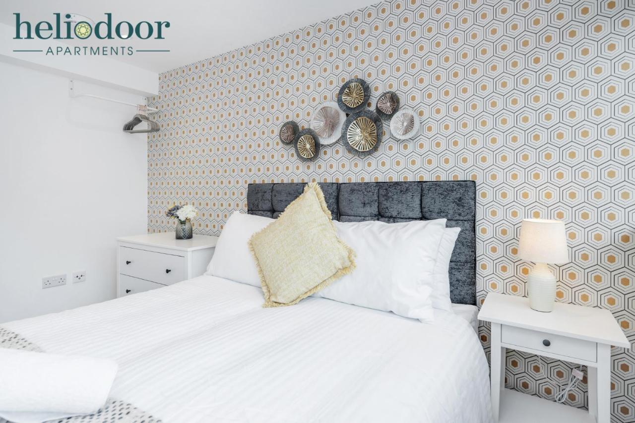 Milton Keynes Apartments, Sleeps Up To 5, Free Parking, Free Wifi & Movies, 7 Mins Drive To Milton Keynes Central Station For Direct Trains To London & The North Экстерьер фото
